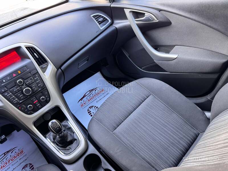 Opel Astra J 1.7CDTI 110