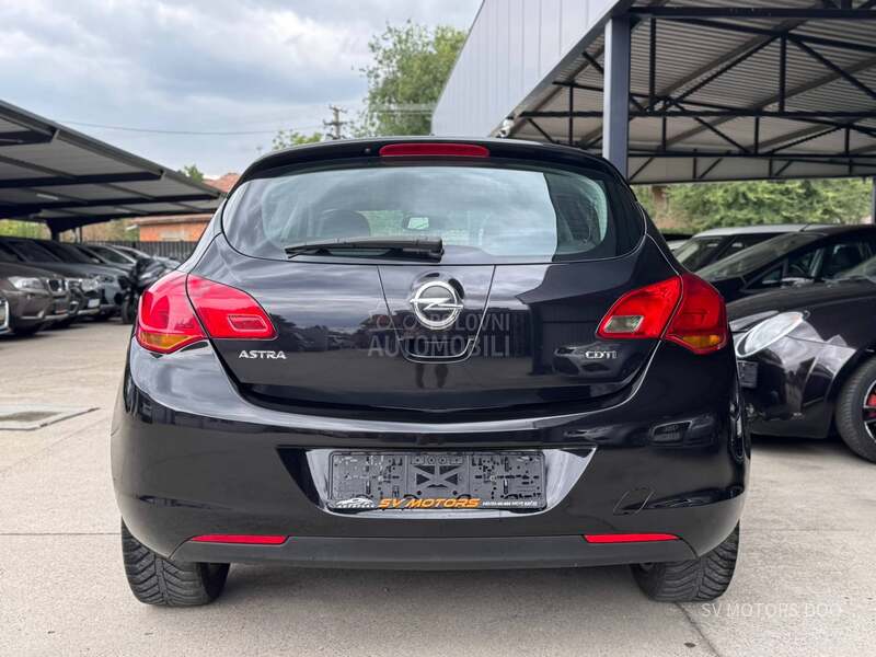 Opel Astra J 1.7CDTI 110