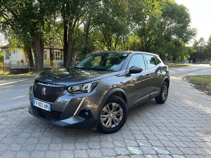 Peugeot 2008 1.2b AUT KAM