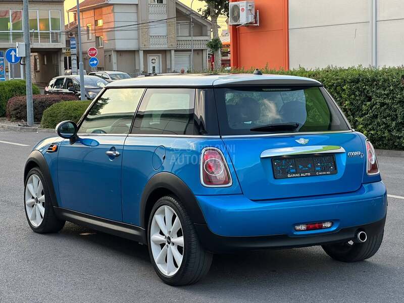 MINI Cooper D