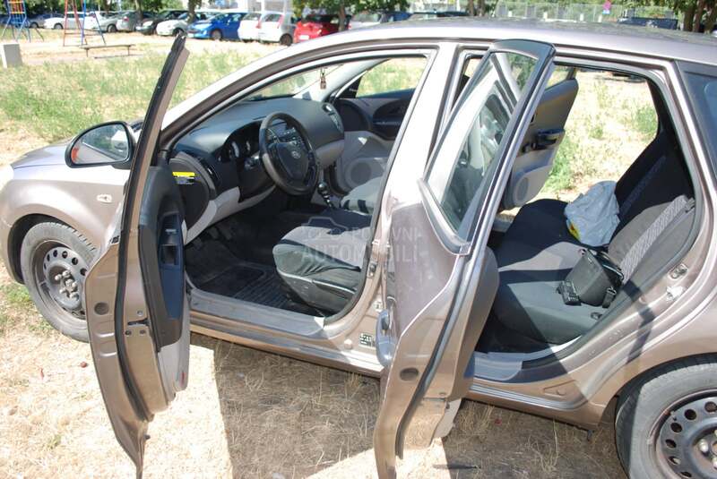Kia cee`d 1.4