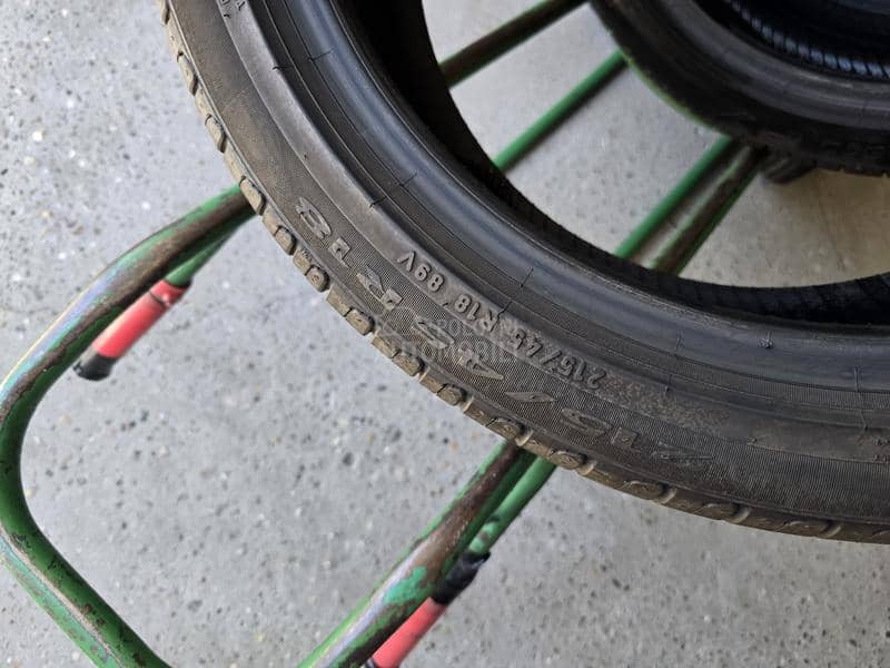 Pirelli 215/45 R18 Letnja