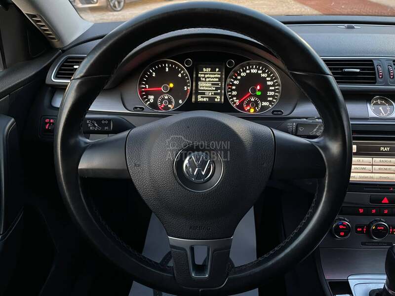 Volkswagen Passat B7 