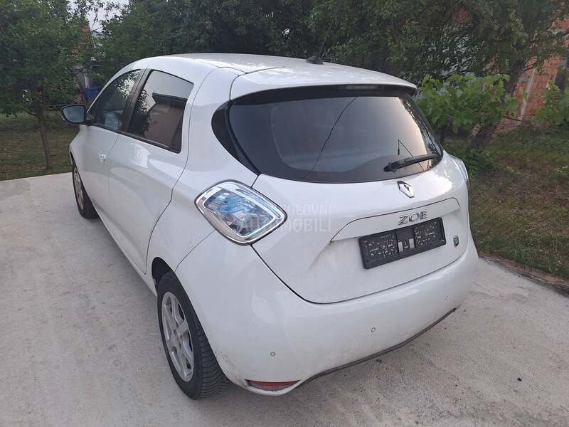 Renault Zoe 2015. god. -  kompletan auto u delovima