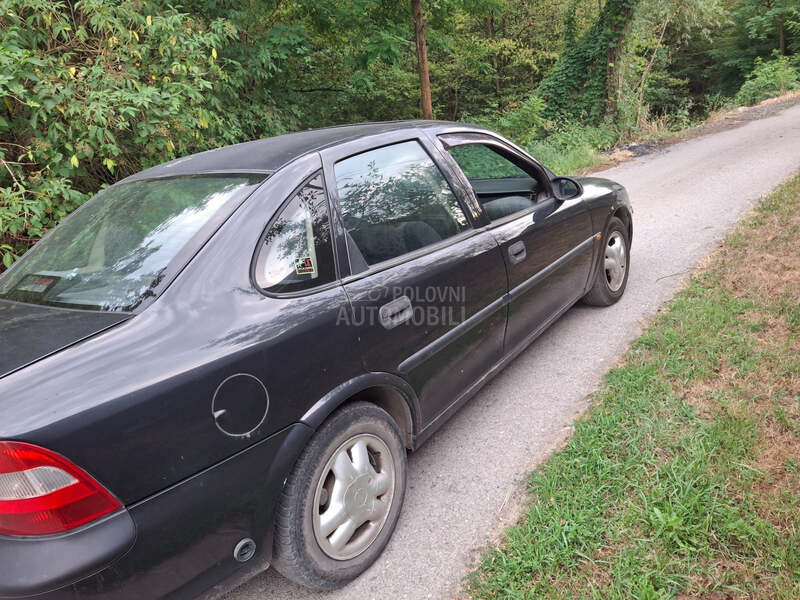 Opel Vectra B 