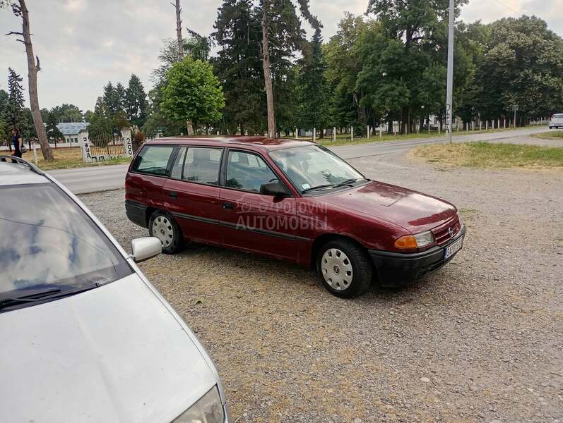 Opel Astra F 