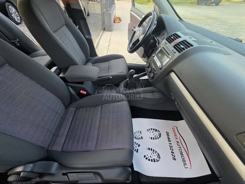 Volkswagen Golf 5 1.4 TSI