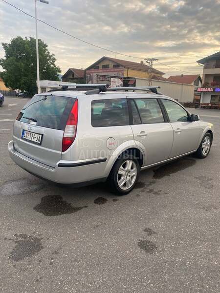 Ford Mondeo 