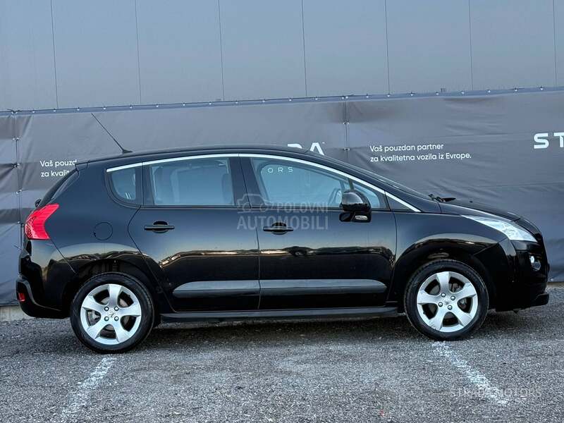 Peugeot 3008 1.6 E HDI NAVY