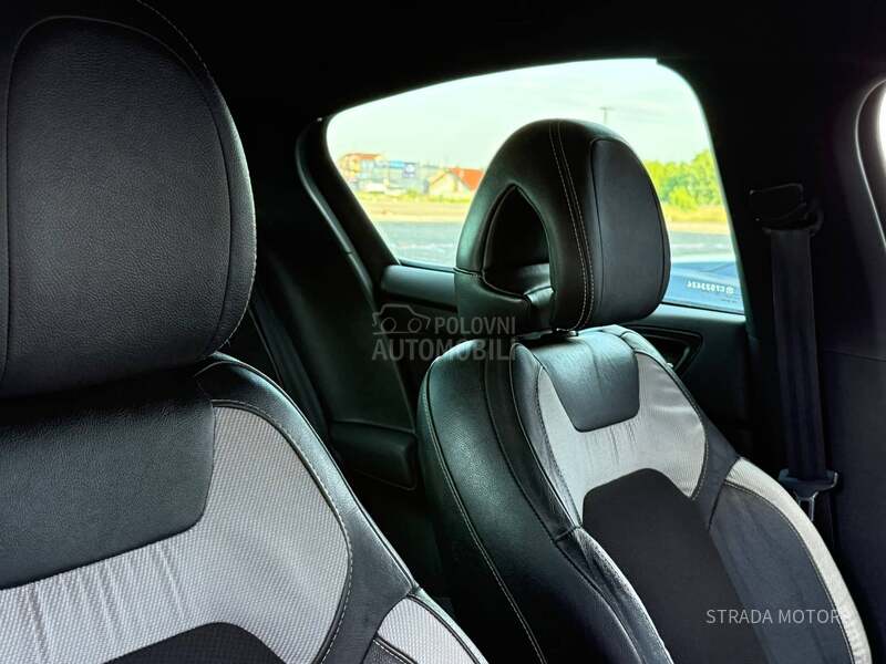 Citroen DS4 1.6 EHDI NAVY