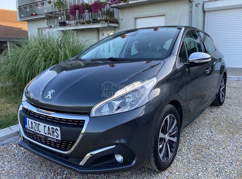 Peugeot 208 Allure 100.000 k.m.