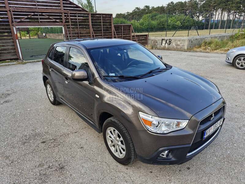 Mitsubishi ASX 4 X 4