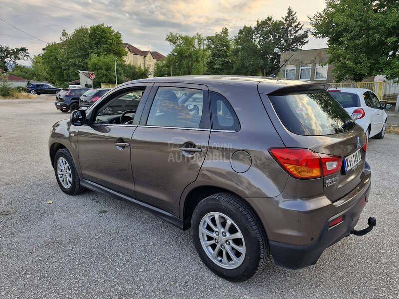 Mitsubishi ASX 4 X 4