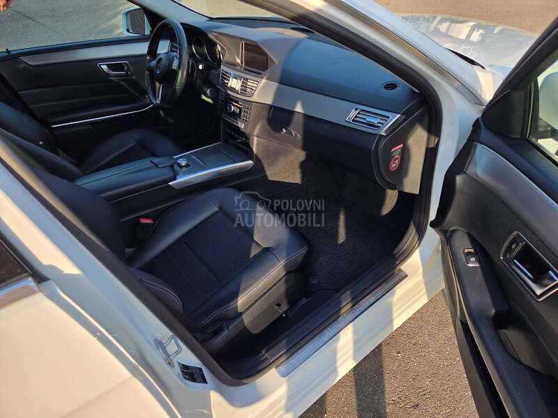 Mercedes Benz E 250 Besprekoran