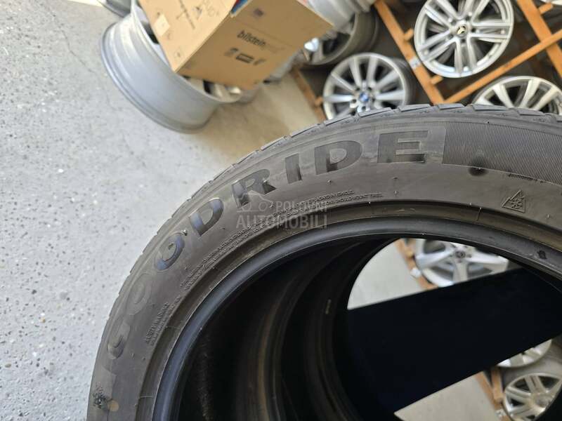Goodride 225/55 R18 Zimska