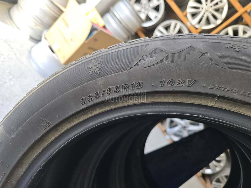 Goodride 225/55 R18 Zimska