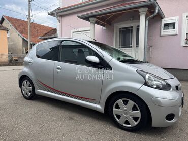 Toyota Aygo 1.0 COOL BLUE NOV CH