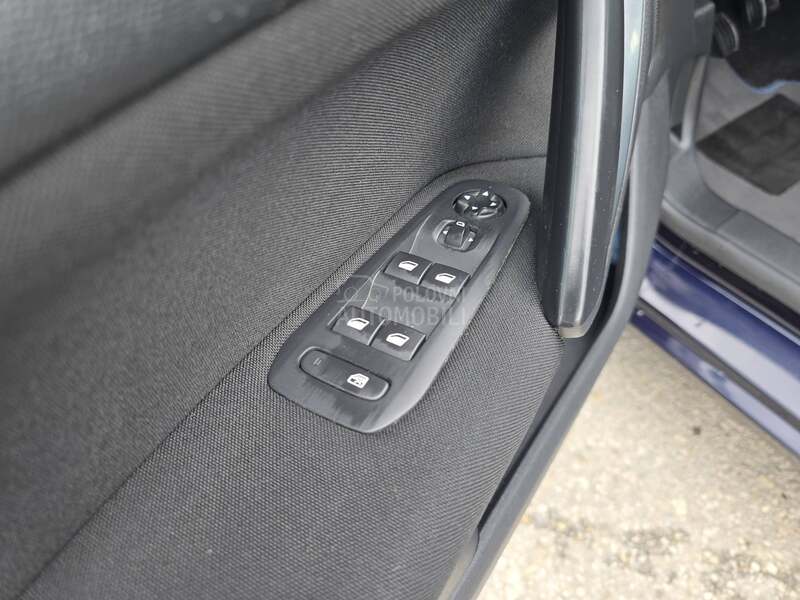 Peugeot 308 1.6 eHDI