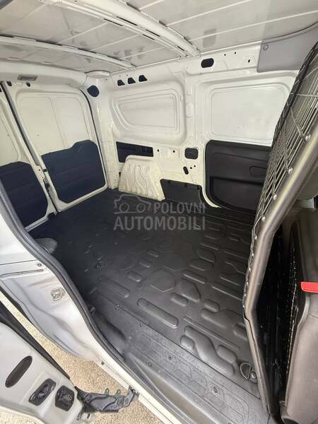 Fiat Doblo maxi t e r e t n i