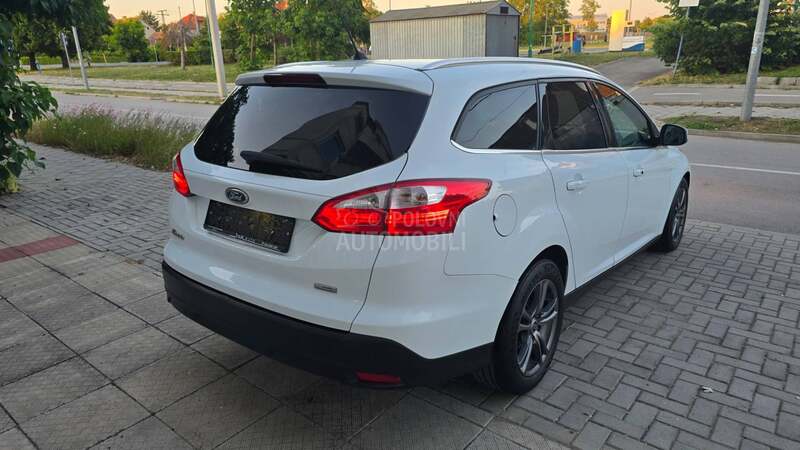 Ford Focus 1.6 tdci TITANIUM