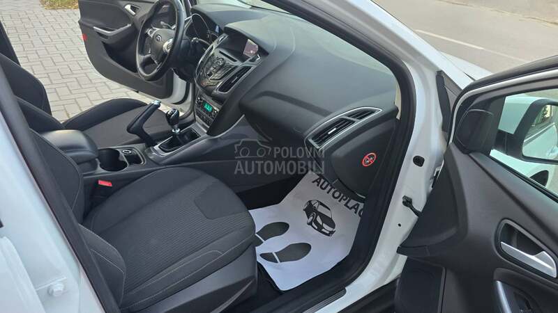 Ford Focus 1.6 tdci TITANIUM