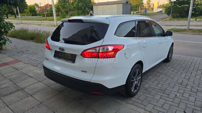 Ford Focus 1.6 tdci TITANIUM
