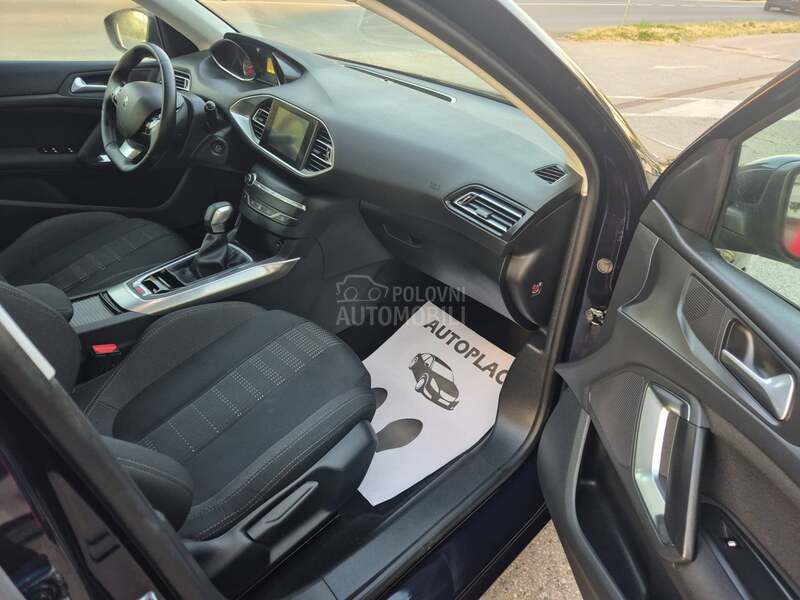 Peugeot 308 1.2 A.l.l.u r.e