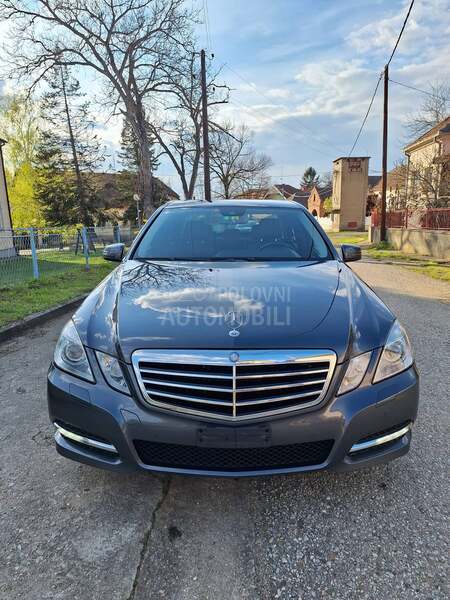 Mercedes Benz E 220 CDI