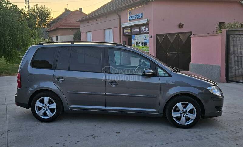 Volkswagen Touran 1.4tsi CH
