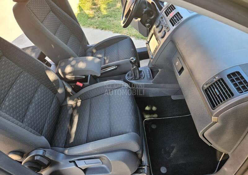 Volkswagen Touran 1.4tsi CH