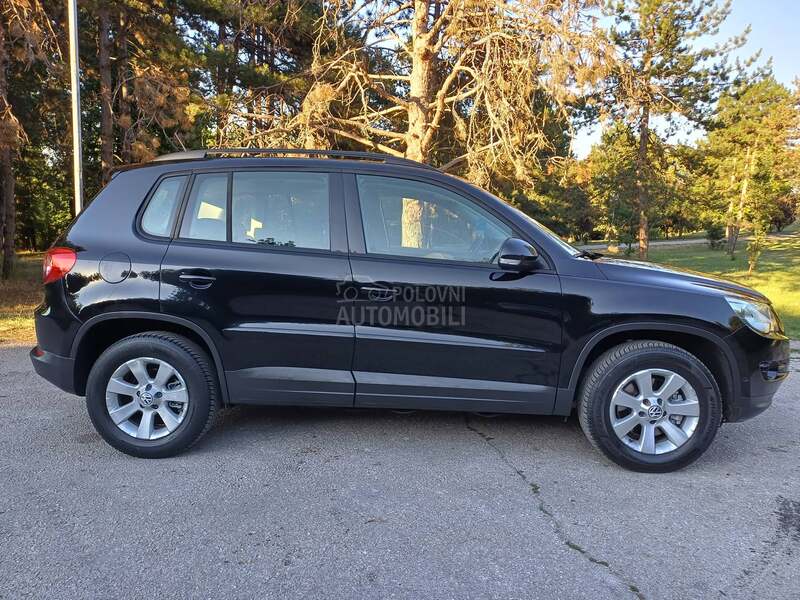 Volkswagen Tiguan 4X4 Pan.vel .m serv