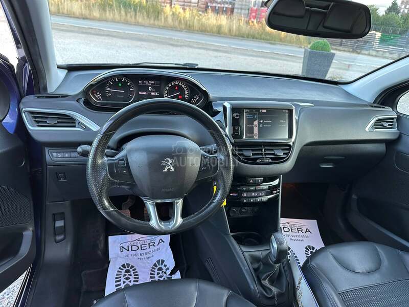 Peugeot 208 iz CH