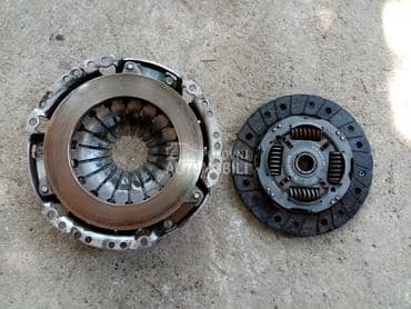 lamela i korpa za Toyota Yaris od 1999. do 2004. god.