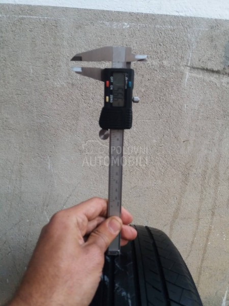 Yokohama 185/60 R15 Letnja