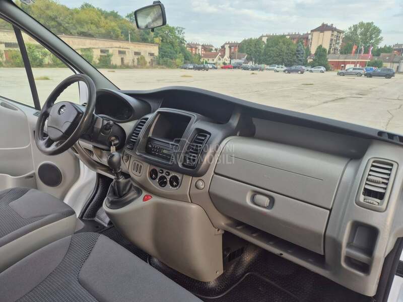 Opel Vivaro 2 .0 CDTI/6 SEDI/PRODUZEN