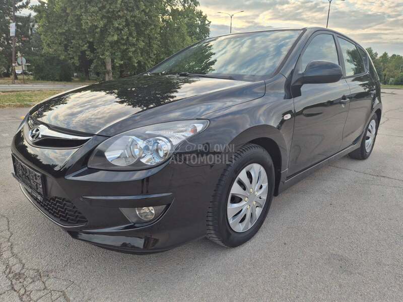 Hyundai i30 1,6 CRDI KA0 N0V