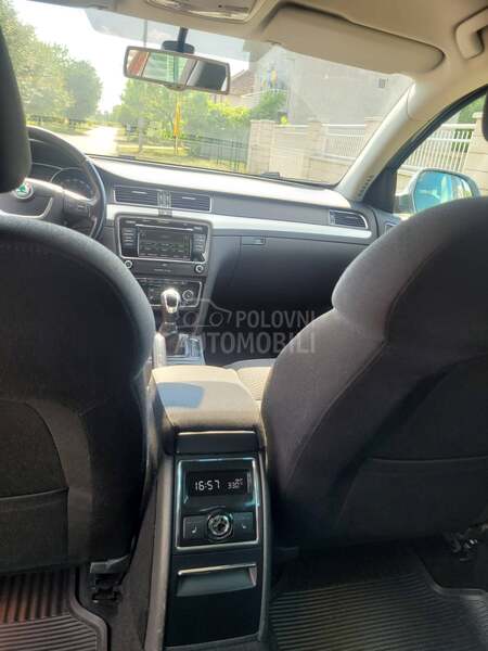 Škoda Superb 20tdi