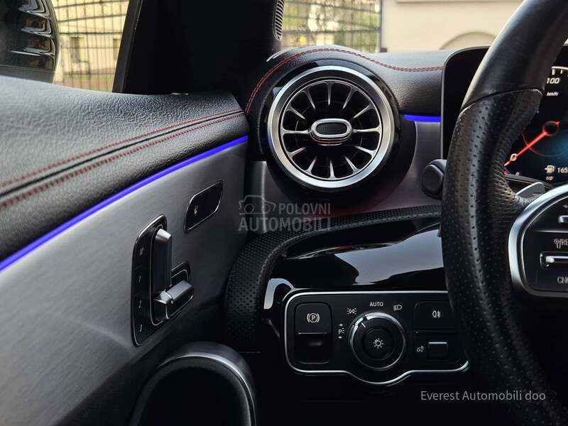 Mercedes Benz CLA 180 AMG/PANO/MEMORI