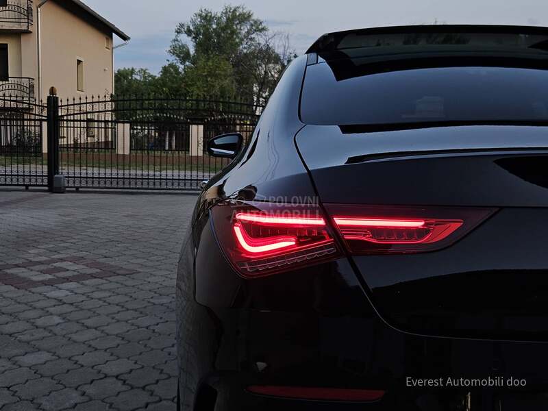 Mercedes Benz CLA 180 AMG/PANO/MEMORI