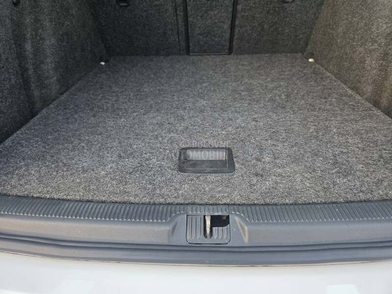 Škoda Octavia 2.0 TDI/DSG/156.000