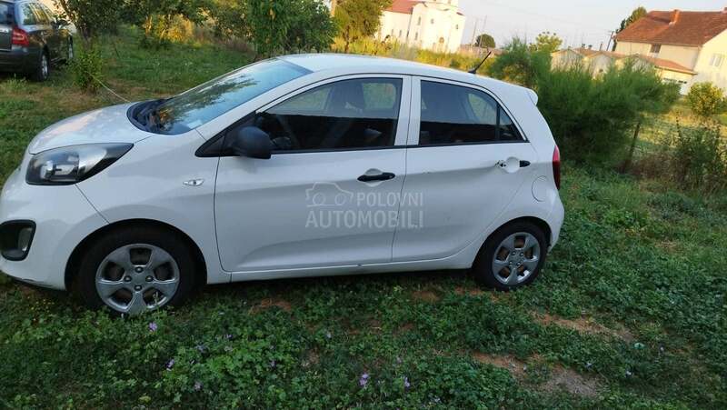 Kia Picanto 2011. god. -  kompletan auto u delovima