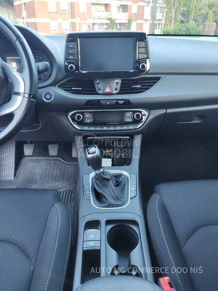 Hyundai i30 1.4 PREMIUM
