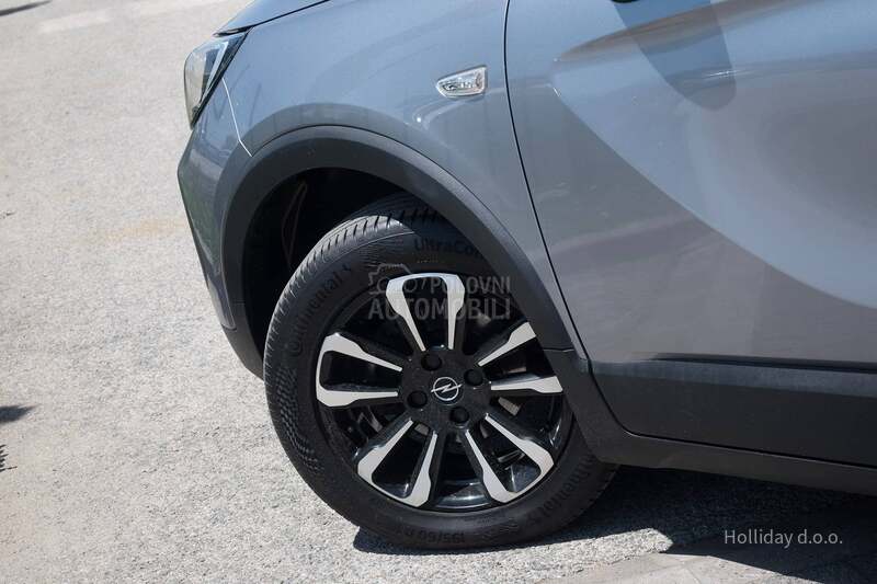 Opel Crossland X  1.5D Led Kam