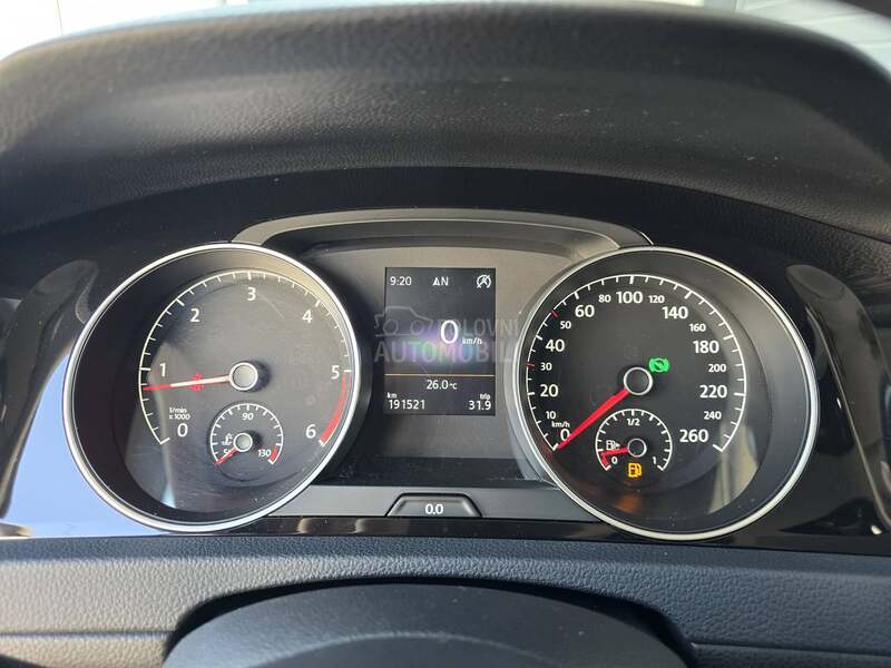 Volkswagen Golf 7 1.6 TDI DSG HIGHLINE