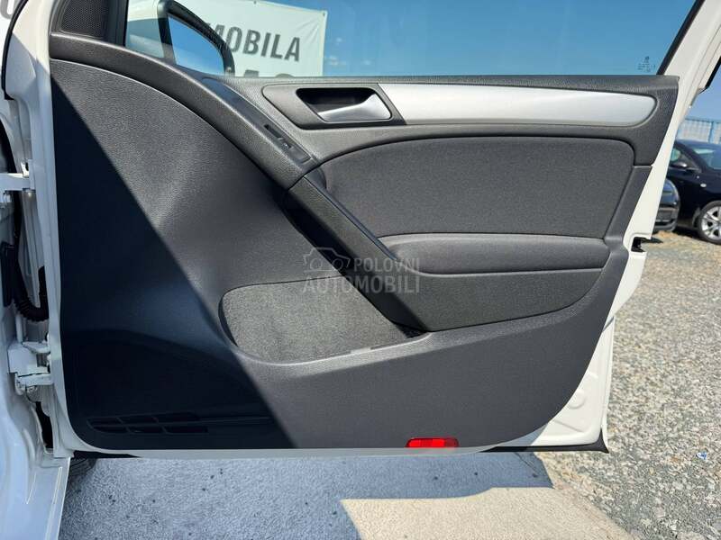 Volkswagen Golf 6 HIGHLINE / ŠIBER