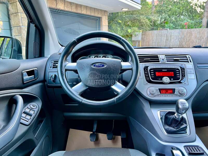 Ford Kuga 2.0TDCi /BLACK EDT