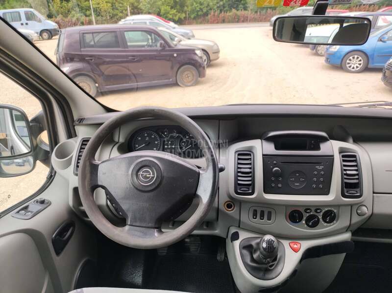 Opel Vivaro 1,9 DCI  iz CH 9 SEDIŠTA