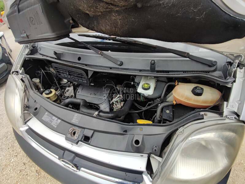 Opel Vivaro 1,9 DCI  iz CH 9 SEDIŠTA
