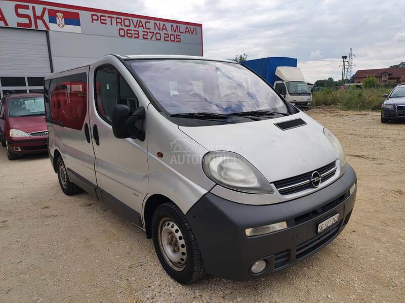 Opel Vivaro 1,9 DCI  iz CH 9 SEDIŠTA