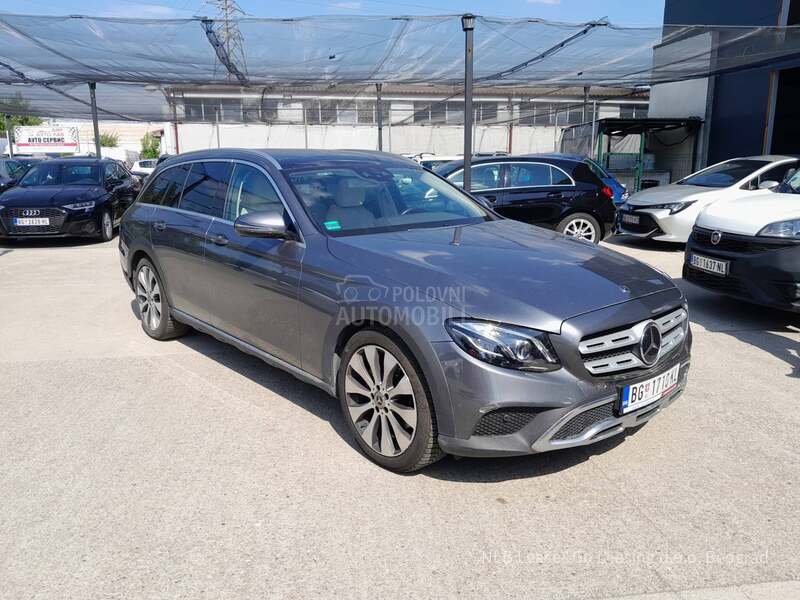 Mercedes Benz E 220 4 MATIC ALL-TERRAIN
